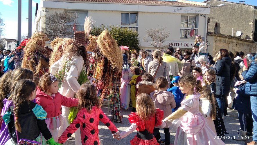 Les écoliers de Charles-Prieur font leur carnaval
