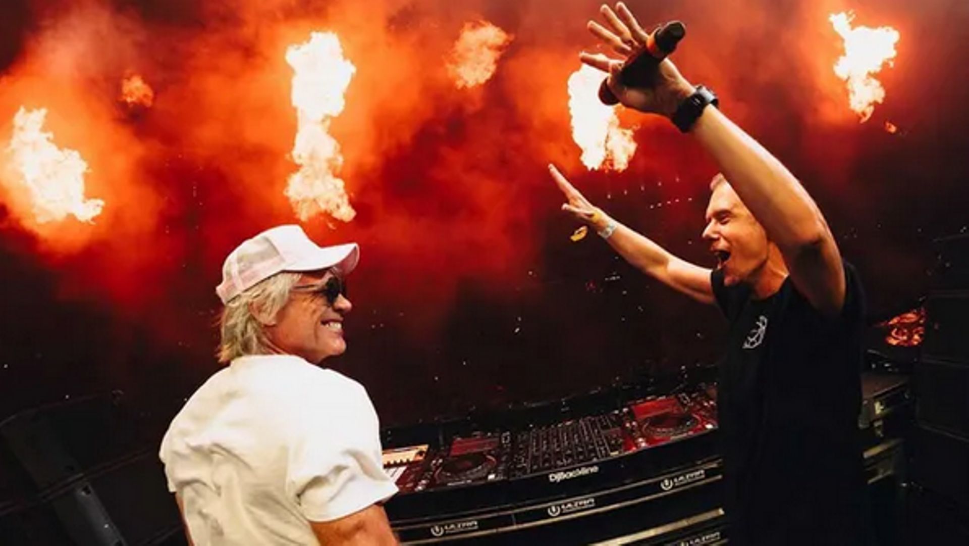 Jon Bon Jovi rejoint le DJ Armin van Buuren sur scène à Miami – RTBF Actus