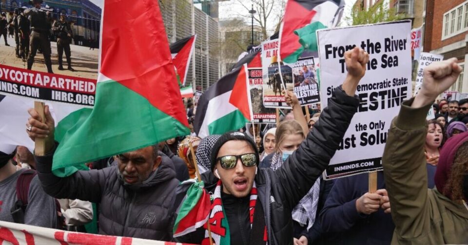 London Palestine reveal LIVE: Hundreds take to the streets as Met Police on guard