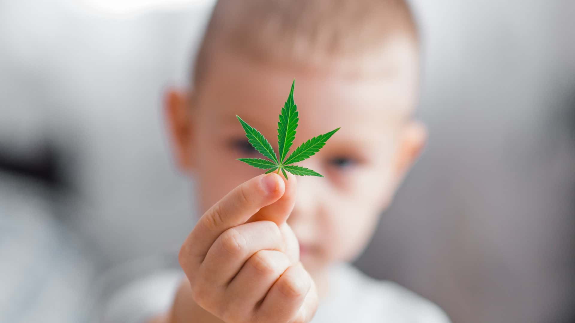 La consommation de cannabis pendant la grossesse pourrait augmenter le risque de TDAH et d’autisme !
